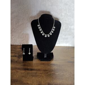 Vintage Style Rhinestone Necklace Earrings Set Bridal Prom Dangle Sparkle Clear